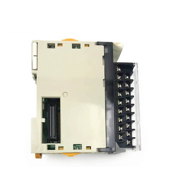 1PCS New In Box CJ1W-AD081-V1 Omron Analog Input Units PLC Module 