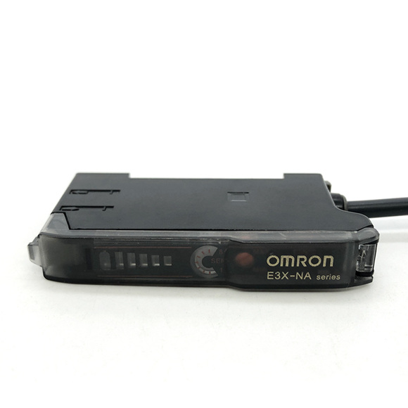 E3X-NA11 Optical Fiber Amplifier - Photoelectric Sensor For Long-Distance Communications