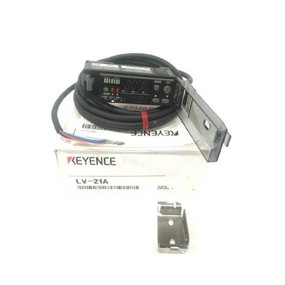 KEYENCE CORP LV-21AP SENSOR